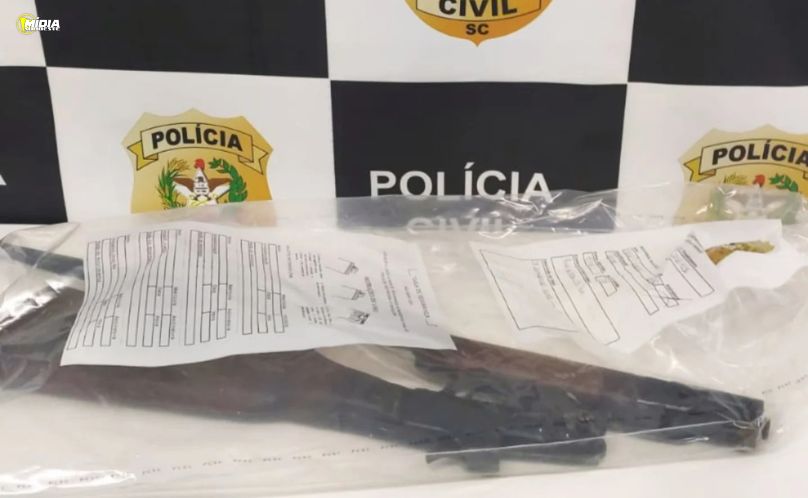 Polícia Civil apreende espingarda após investigação