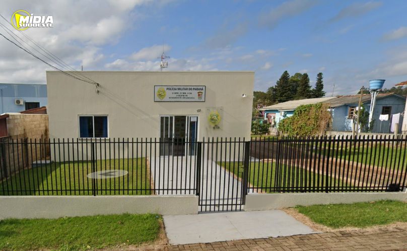 Adolescente desaparece após sair para escola