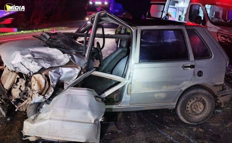 Colisão frontal na BR-376 deixa homem gravemente ferido