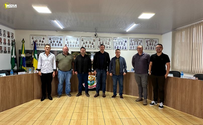 Sessão da Câmara debate diversos assuntos em Pinhal de São Bento