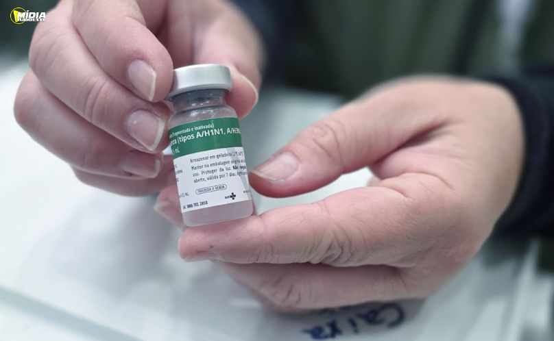 Vacinação contra gripe supera média nacional no Paraná