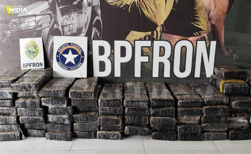 BPFRON apreende mais de 649 kg de maconha e recupera veículo furtado