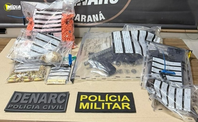 Polícia apreende crack, munições e submetralhadora