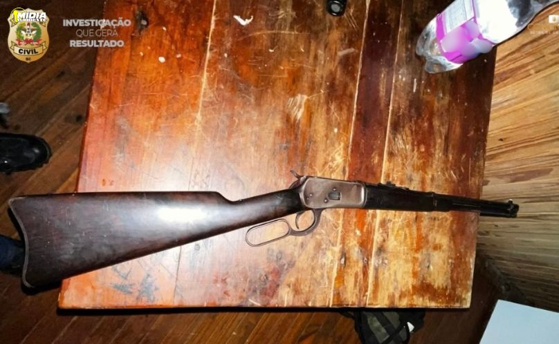 Polícia Civil prende dois suspeitos durante operação