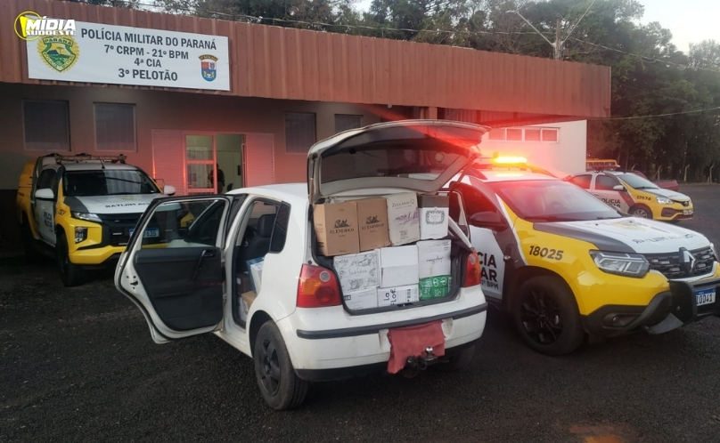 Veículo suspeito é abordado com dezenas de caixas de vinho ilegal