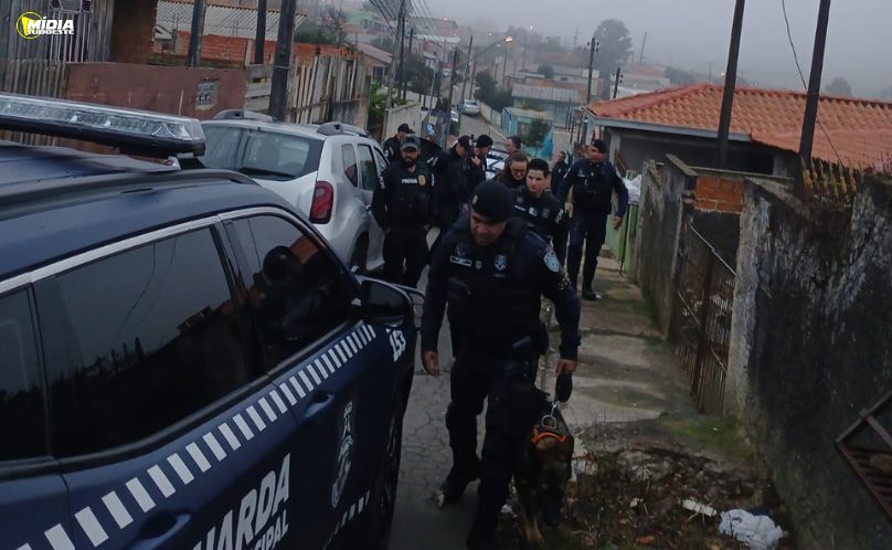 Polícia prende três em operação contra o tráfico