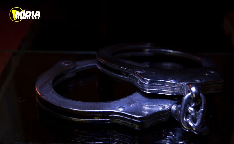 Ação policial acaba em prisão
