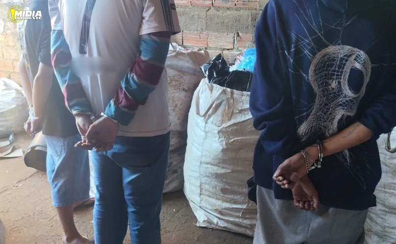 Polícia Civil prende cinco suspeitos e apreende drogas e dinheiro em operação