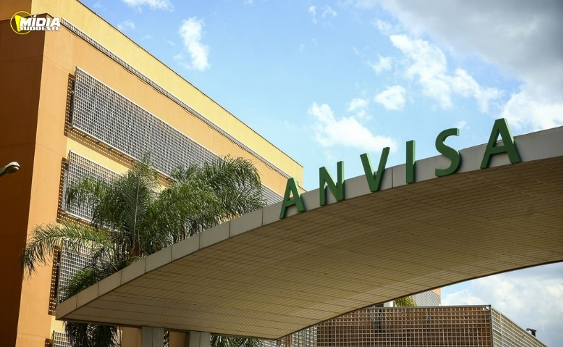 Anvisa suspende lote de medicamentos para hipertensão e câncer de mama