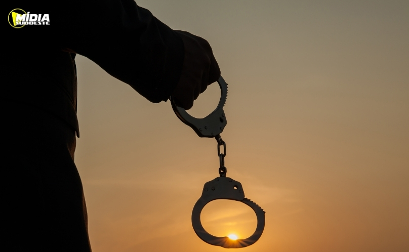Condenado a seis anos de prisão por roubo é detido