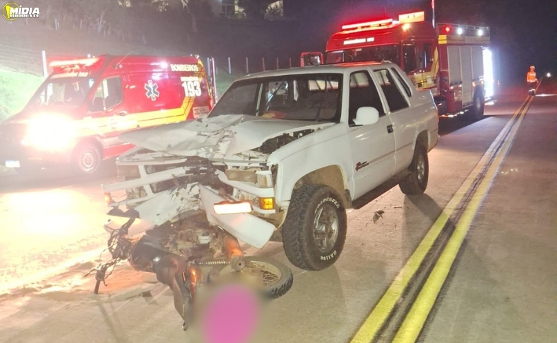 Motociclista morre em colisão frontal na BR-163