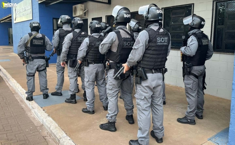 Governo do Paraná promove 1.049 policiais penais