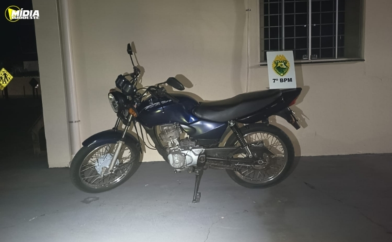 Adolescente sem CNH é flagrado com moto irregular durante fiscalização