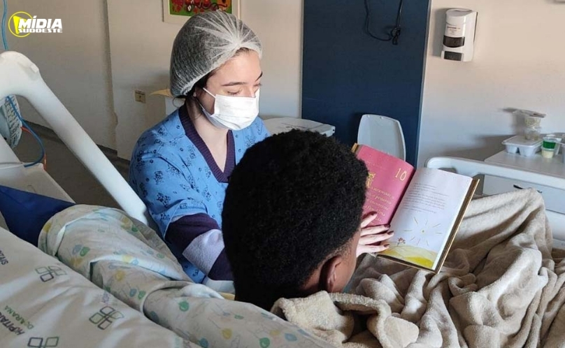 Programa HumanizaMente amplia cuidado com saúde mental em hospital infantil