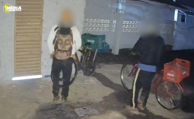 SAS: criminosos arrombam lavacar e furtam equipamentos durante a madrugada