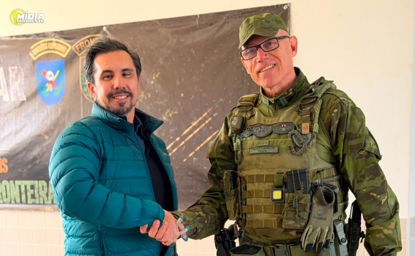 Cônsul-Geral dos Estados Unidos visita o BPFRON em Guaíra