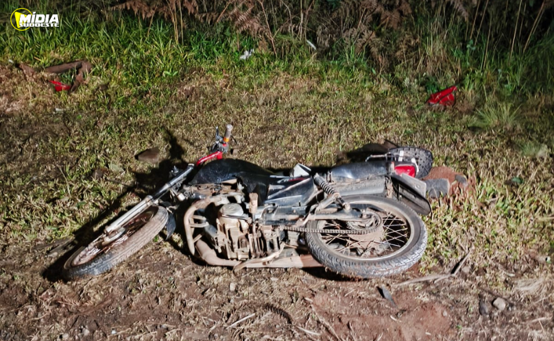Motociclista fica ferido após queda na BR-282