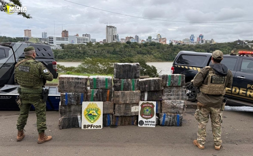 Operação conjunta apreende 772,5 quilos de maconha após travessia ilegal na fronteira