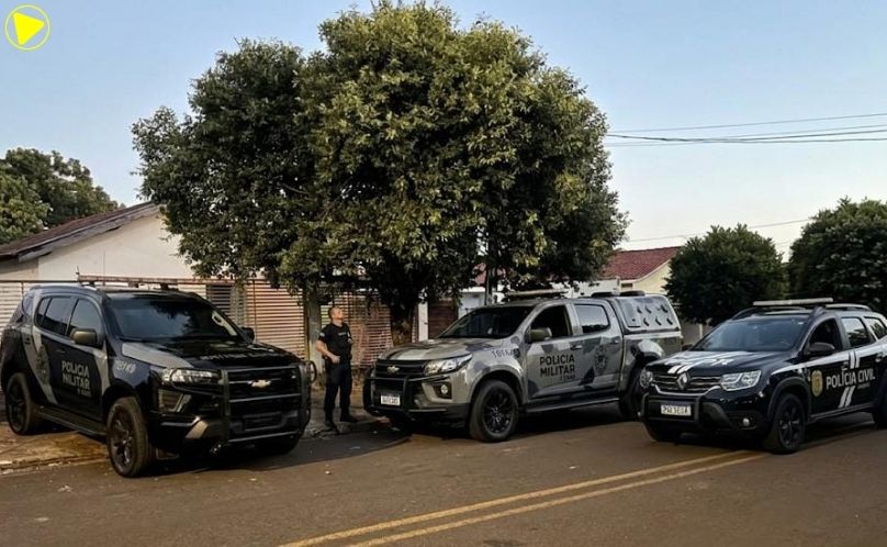 Quatro pessoas são presas durante operação policial