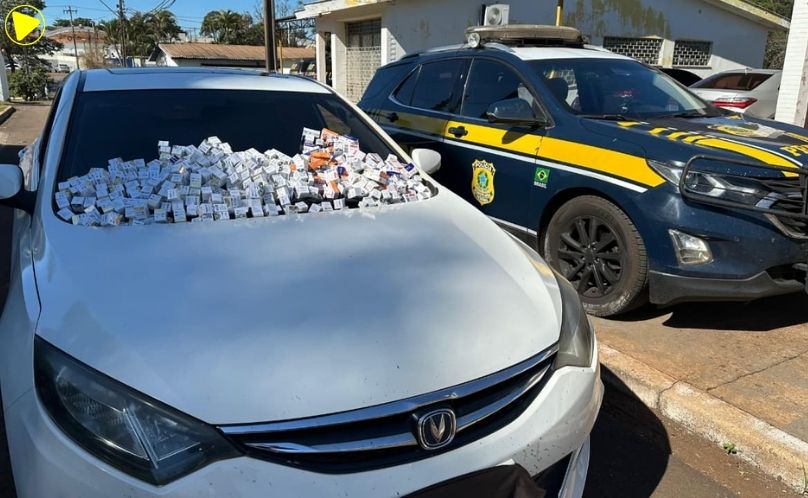 PRF apreende 1,5 mil ampolas de emagrecedores escondidas em carro paraguaio