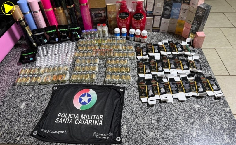 Mulher é flagrada com anabolizantes e produtos do Paraguai