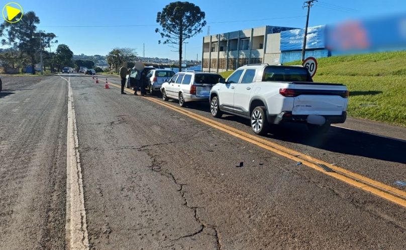 Engavetamento com cinco veículos deixa uma pessoa ferida na BR-369