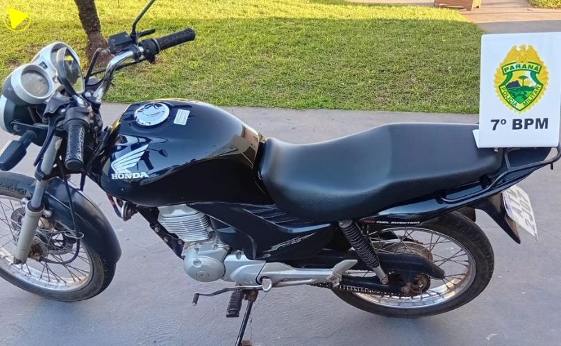 Adolescente de 16 anos é flagrado pilotando moto sem habilitação