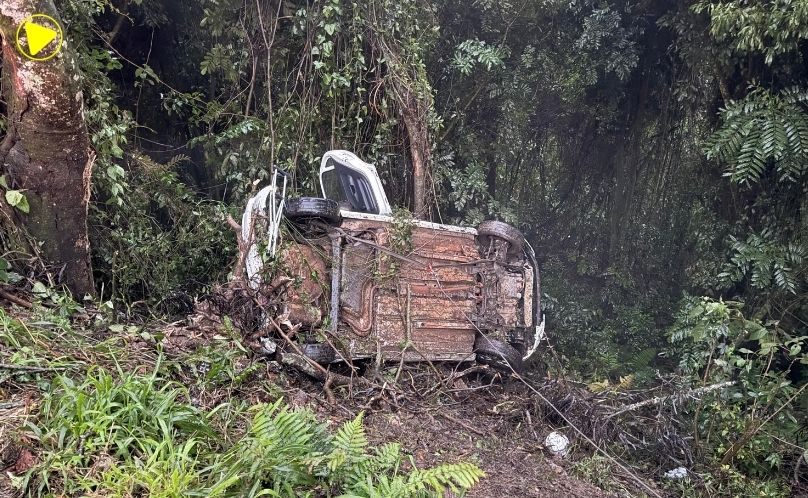 Motorista fica gravemente ferido após saída de pista na BR-376
