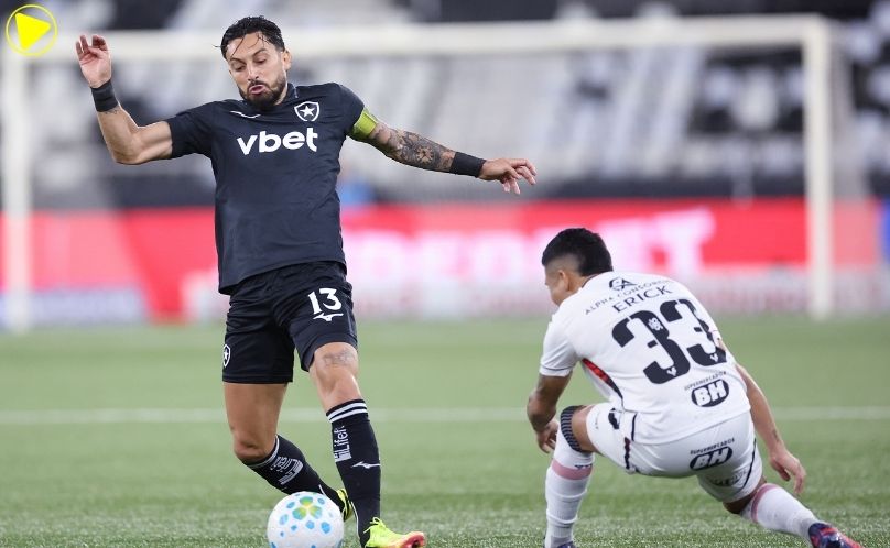 Botafogo pressiona mas para em Lucas Arcanjo e empata sem gols com o Vitória