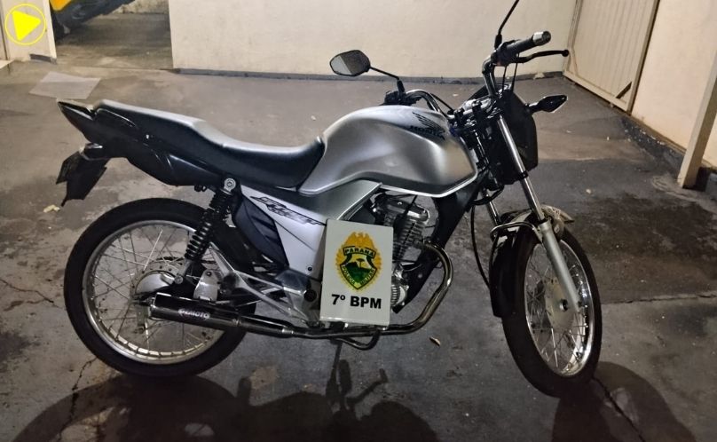Motociclista é abordado sem CNH e tem veículo apreendido