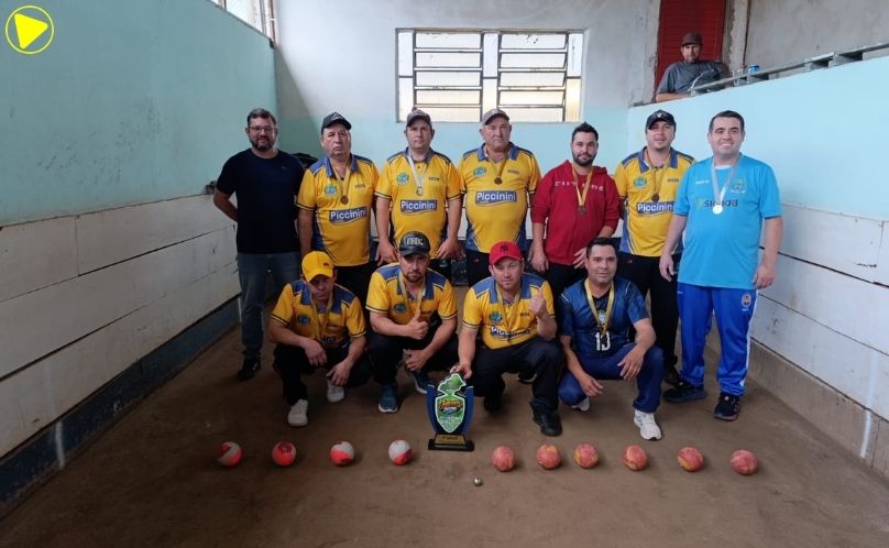 Santo Antonio do Sudoeste garante 3º lugar na bocha de areia masculina