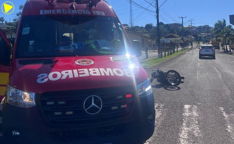 Homem de 27 anos sofre ferimentos em acidente de trânsito
