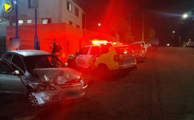Homem é preso após acidente e suspeita de embriaguez em Francisco Beltrão