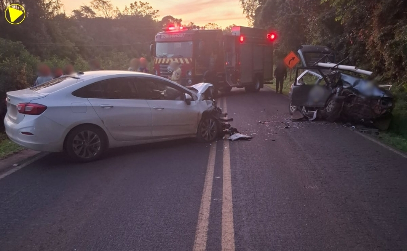 Homem morre após colisão frontal na PR-493