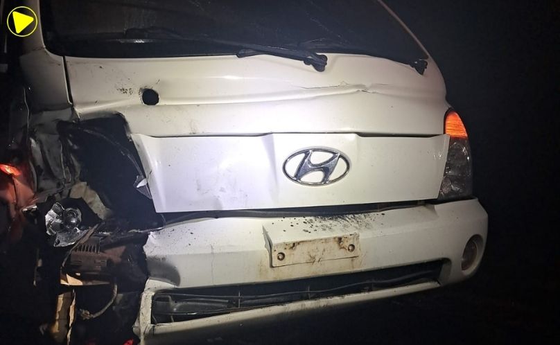 Acidente envolve caminhão e carreta na PR-151 em Castro