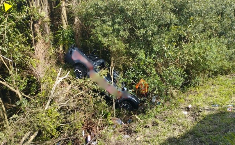 Saída de pista deixa uma pessoa morta na BR-376