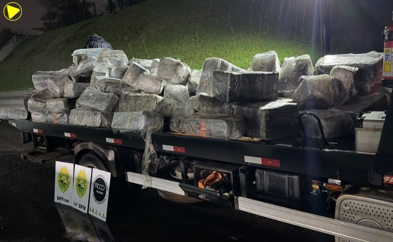 Maconha é encontrada escondida em carga de sucata na BR-277