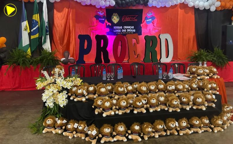 77 alunos concluem formação do PROERD em Pinhal de São Bento