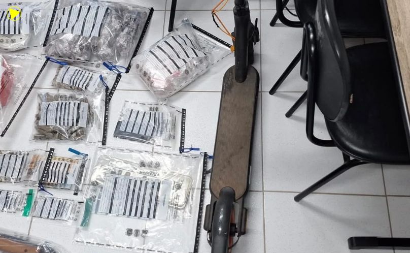 Homem é preso com drogas e munições em Londrina