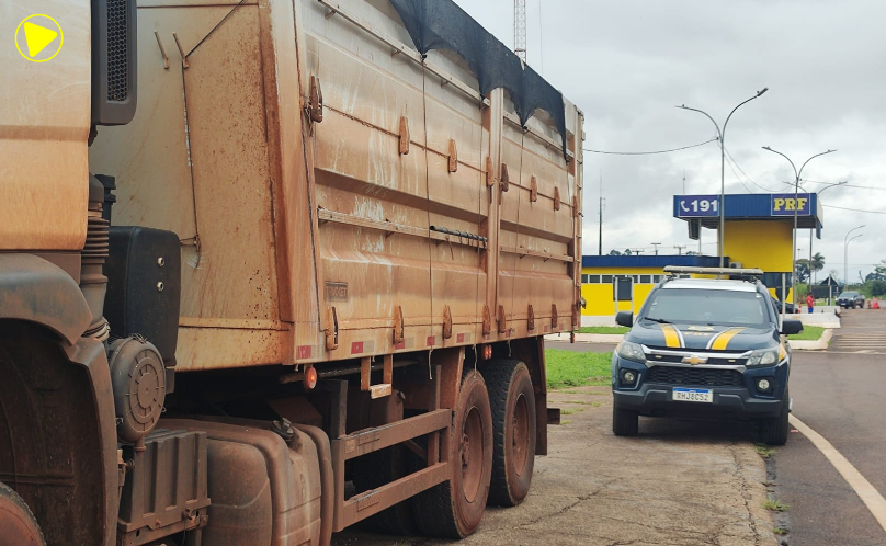 PRF flagra caminhão com mais que o dobro da carga permitida