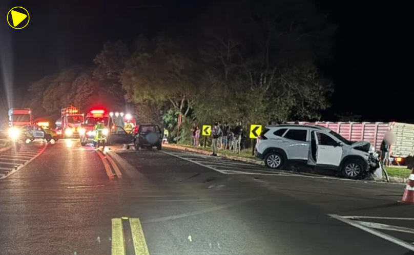 Homem morre após acidente entre dois carros na BR-277