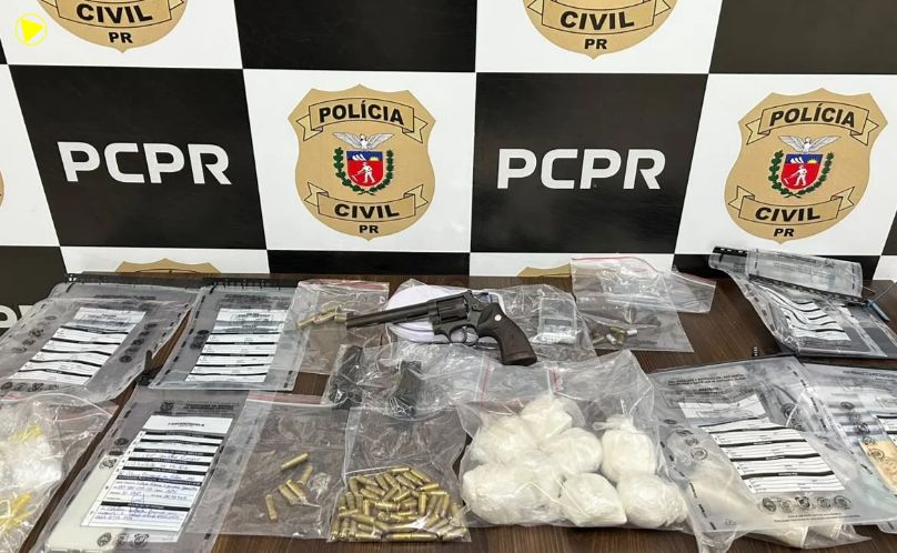 Ação conjunta mira tráfico e prende dois com cocaína e armas