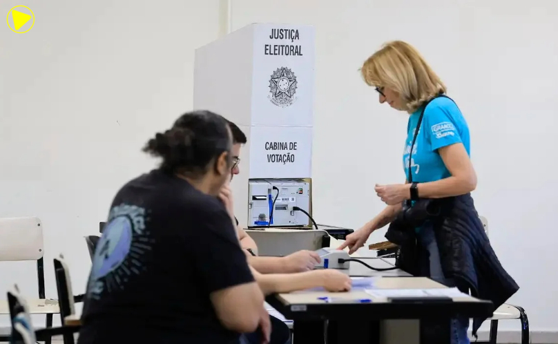 Cerca de 158,7 milhões de eleitores vão às urnas em todo o país