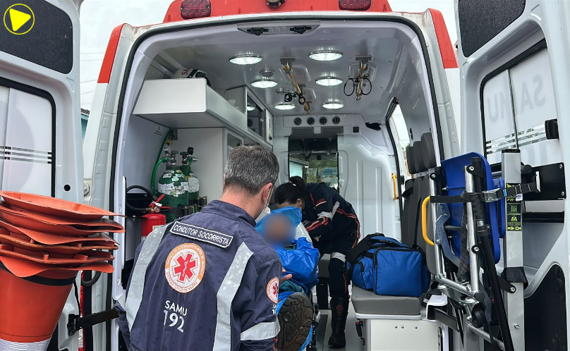 SAS: motociclista de 28 anos é encaminhado ao hospital após acidente