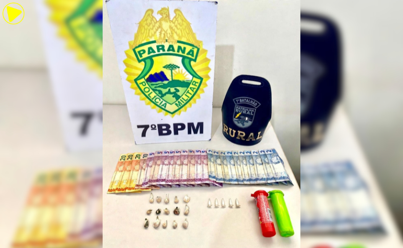 Pai e filho são encaminhados à delegacia após apreensão de drogas