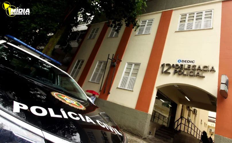 Justiça condena quatro homens a 15 anos por estupro coletivo de adolescente no Rio
