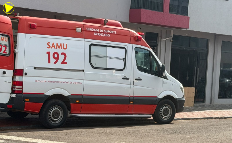 Idosa sofre queda em comércio e é socorrida pelo SAMU em Santo Antonio do Sudoeste