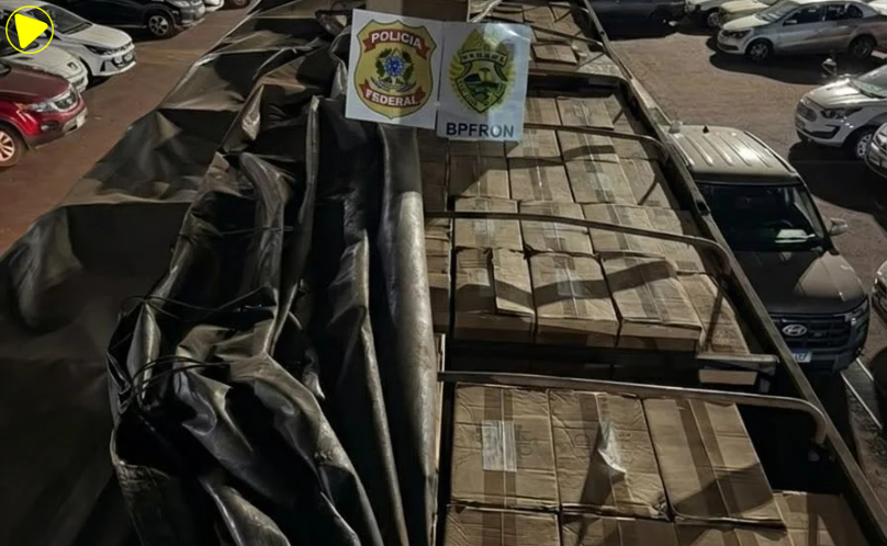 BPFRON e Polícia Federal apreendem 35 mil pacotes de cigarros contrabandeados em Toledo