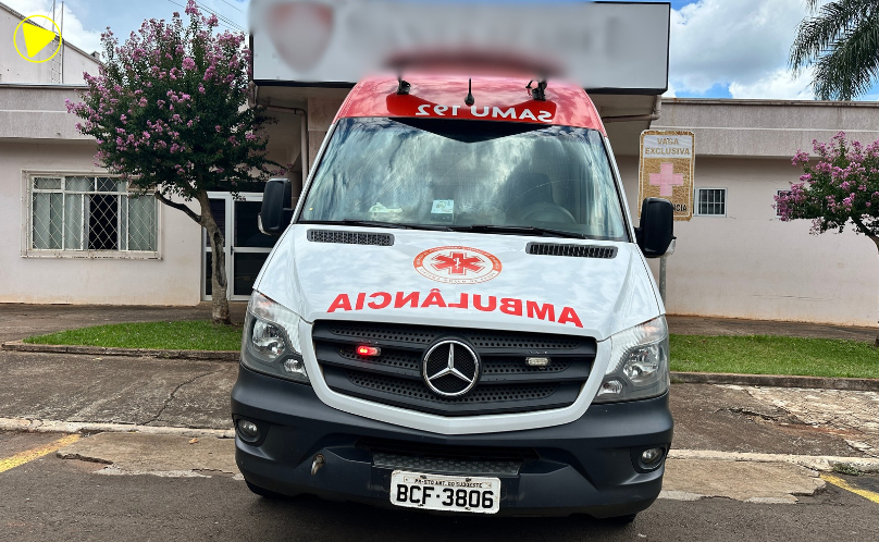 SAS: adolescente de 13 anos fica ferido em acidente entre bicicleta elétrica e carro