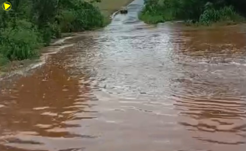 SAS: chuvas deixam estradas cobertas pela água na Linha KM 05
